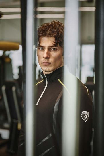 lamborghini-activewear-2026-macron-collection-line-running-gym-fitness-wellness