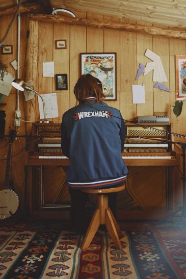 macron-2025/26-2025-2026-kits-jerseys-shirts-style-fashion-blokecore-shape-beauty