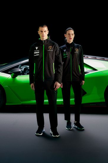 lamborghini-squadra-corse-2026-macron-automobili-motorsport-collection-collezione-line