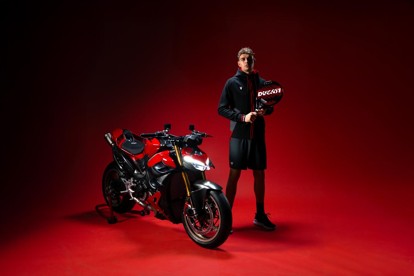 ducati-macron-capsule-collection-activewear-padel-bologna