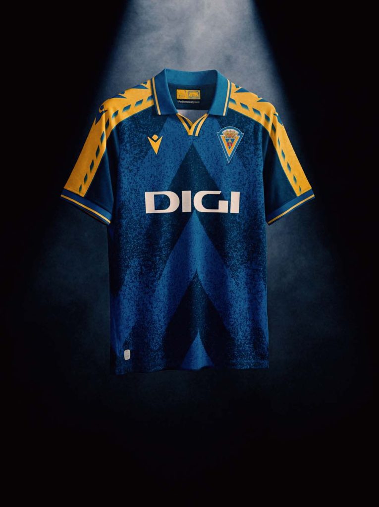 macron-laliga-retro-liga-hypermotion-jornada-vintage-kit-jersey-jerseys-kits-shirt-shirts-levante-real-sociedad-osasuna-cadiz-cultural-leonesa-ceuta-almeria